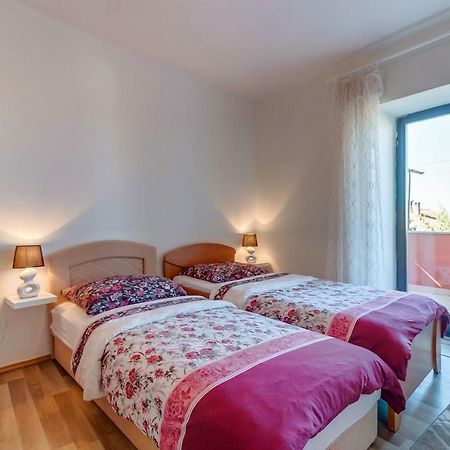 Apartment Matija Cunski Экстерьер фото